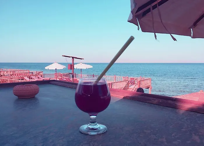 Christina Beach Palace Hotel 3*
