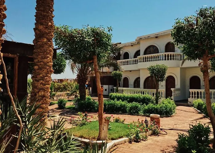 Christina Beach Palace Hotel 3*