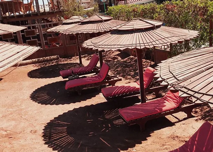 Hotel Christina Beach Palace Dahab