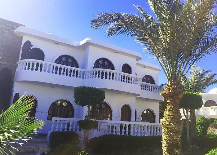 Hotel Christina Beach Palace