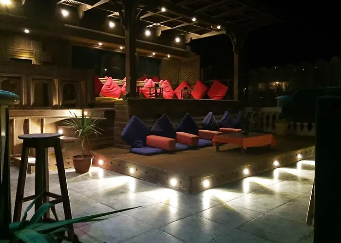 Hotel Christina Beach Palace 3*