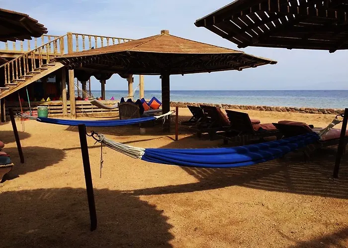 Christina Beach Palace Hotel 3*